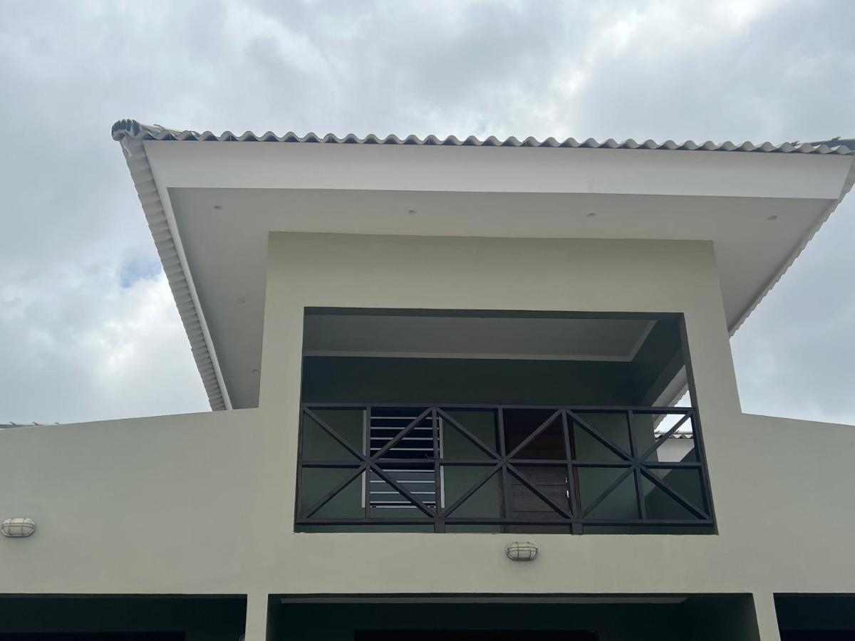 Cataleya Apartments Near Airport Willemstad Exterior photo
